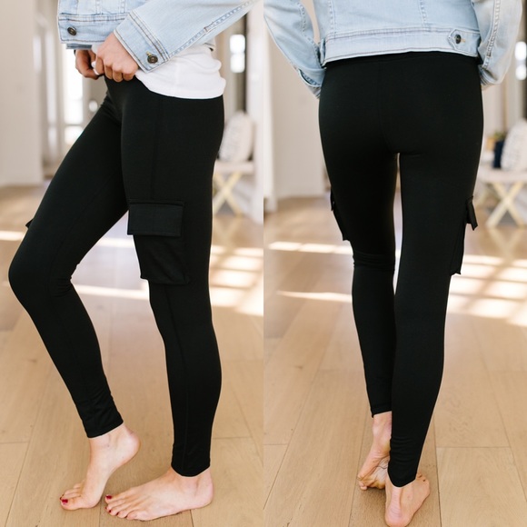 RESTOCKED❗️Mono B Cargo Pocket Athletic Leggings - Picture 2 of 6